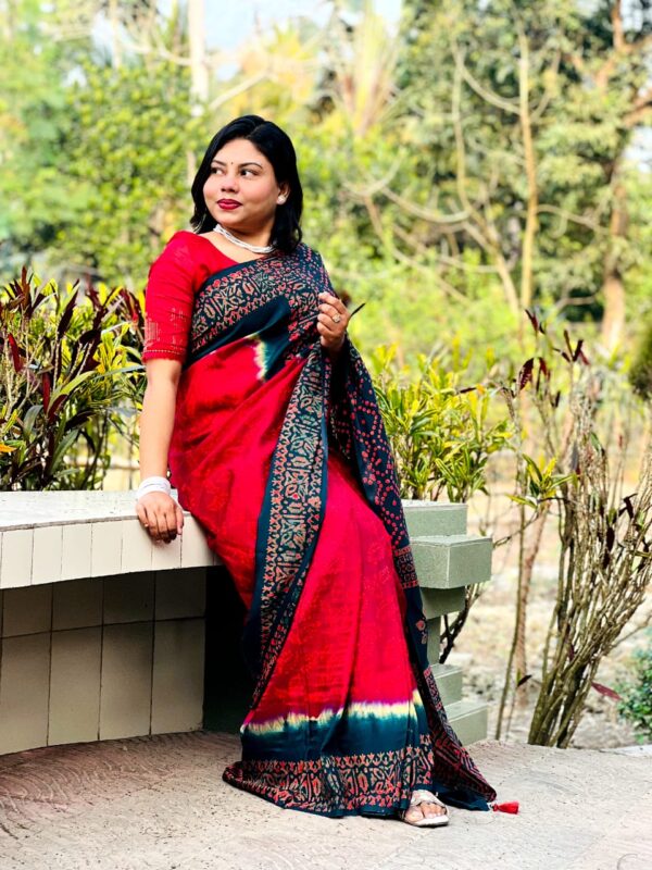 Silk batik saree - Image 2
